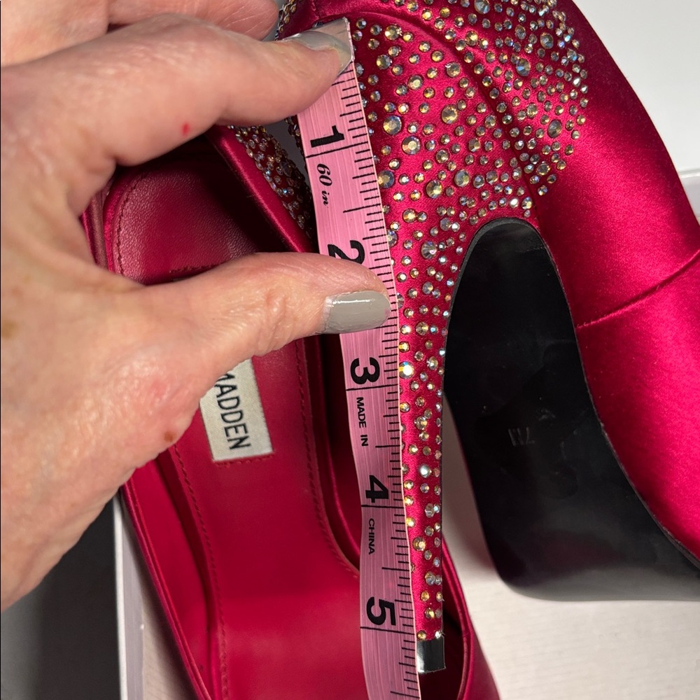 Steve Madden heels with rhinestone 👠. Size 7 - Picture 6 of 8
